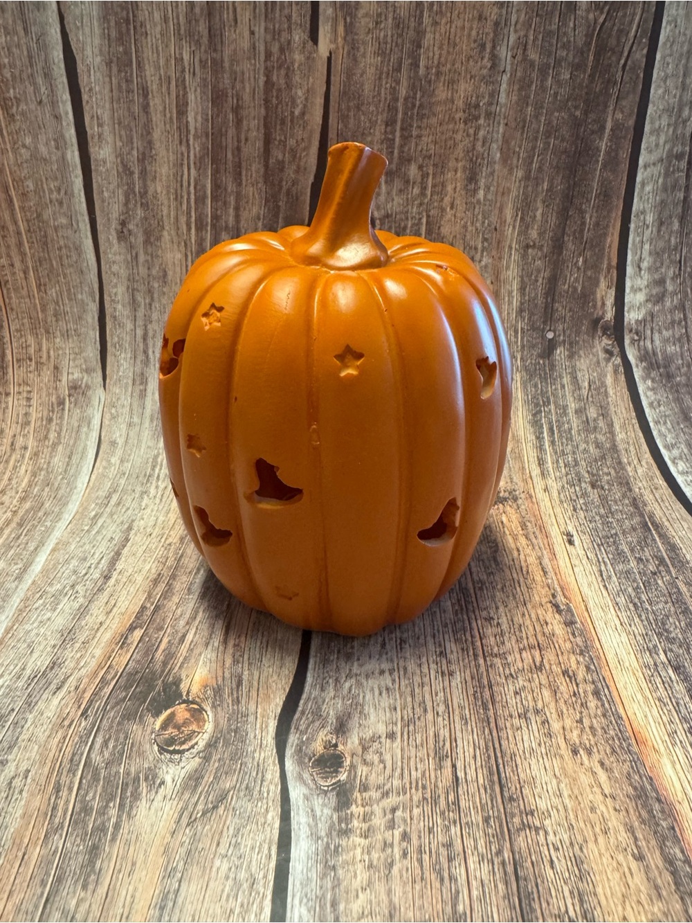 Preowned 8"x6" Orange Lighted Pumpkin Decor Item #PHK7626